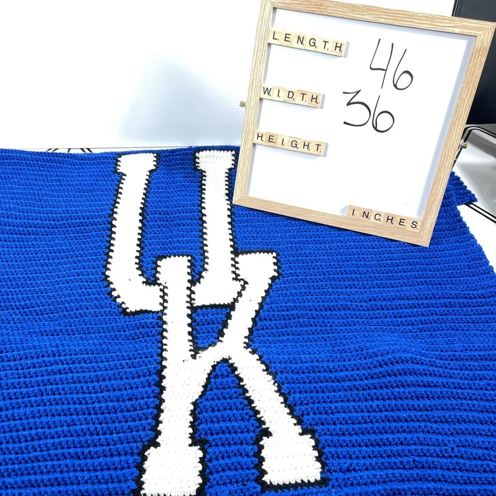 Kentucky Wildcats UK Logo Handmade Crochet Royal Blue Lap Baby Blanket‎ 36x22